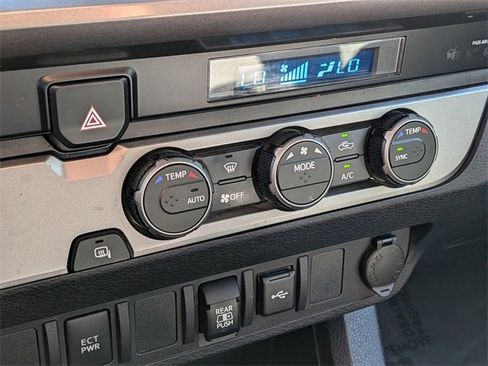 Used 2022 Toyota Tacoma SR5 image 20