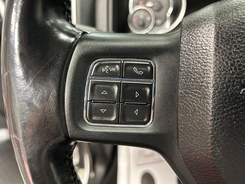 Used 2019 RAM 1500 Big Horn AWD/4WD image 12