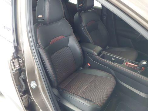 Used 2025 Nissan Kicks SR w/ SR Premium Package FWD image 28