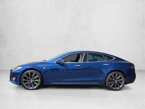 Used 2021 Tesla Model S Long Range Plus AWD/4WD image 2