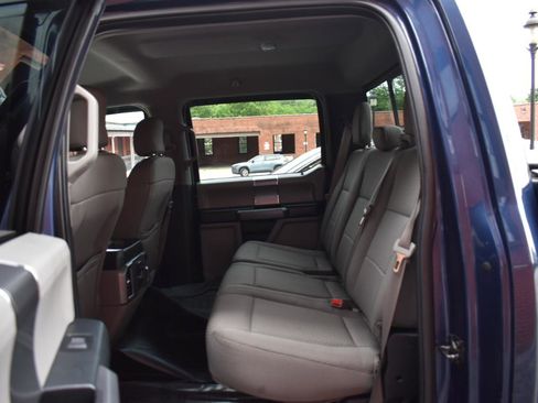 Used 2015 Ford F150 XLT w/ Equipment Group 302A Luxury AWD/4WD image 14