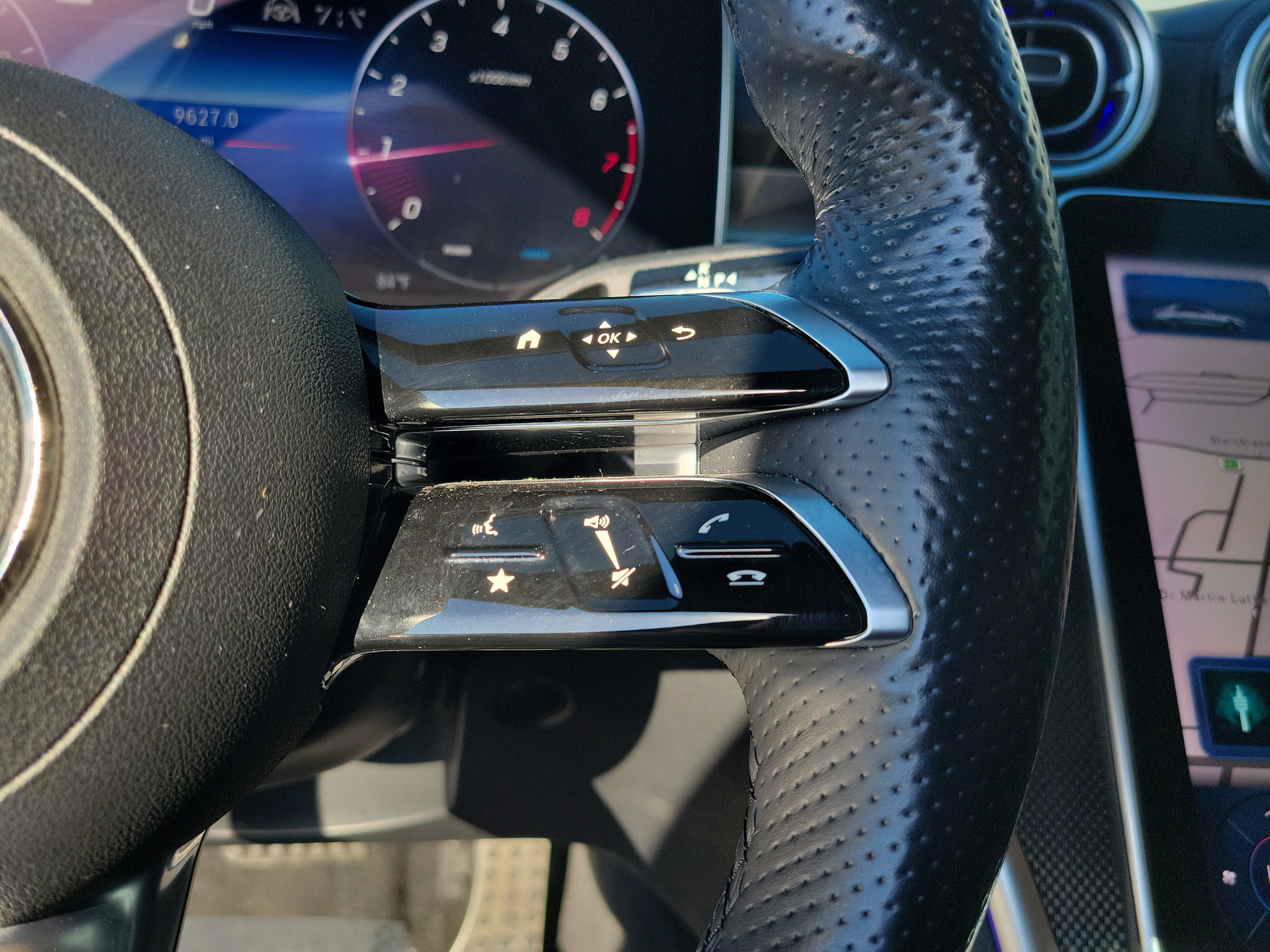 Used 2022 Mercedes-Benz C 300 Sedan image 24