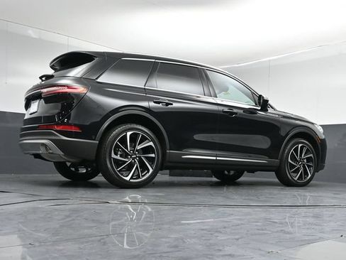 Certified 2023 Lincoln Corsair Reserve w/ Equipment Group 202A AWD/4WD image 44