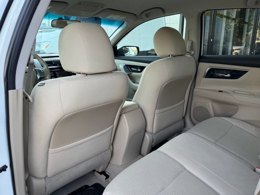 Used 2014 Nissan Altima 2.5 SV FWD image 22