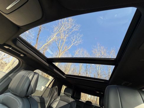 New 2026 Lincoln Navigator L Reserve w/ Jet Appearance Package image 40