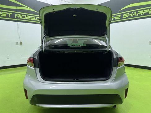Used 2021 Toyota Corolla LE FWD image 9