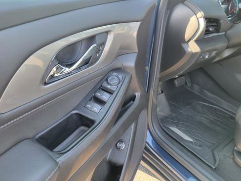 Used 2023 Chevrolet Traverse LT w/ LPO, Floor Liner Package AWD/4WD image 7