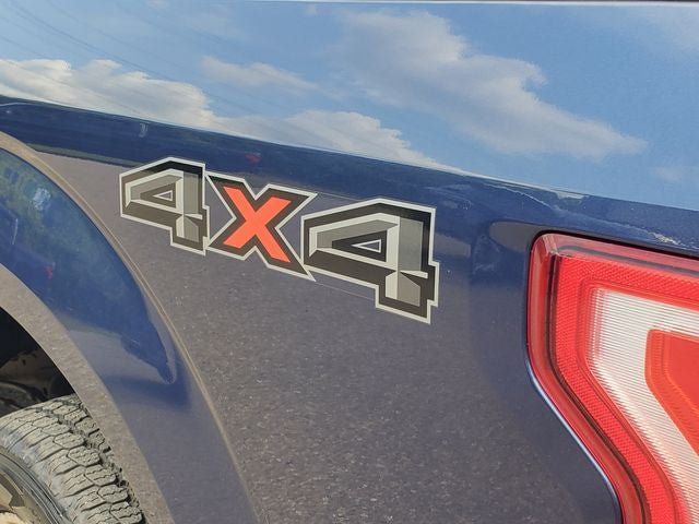 Used 2015 Ford F150 XLT w/ Equipment Group 302A Luxury AWD/4WD image 31