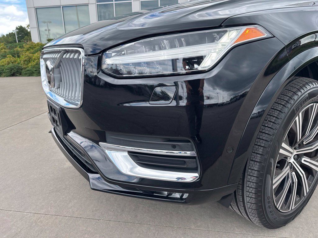 Certified 2023 Volvo XC90 B6 Plus w/ Protection Package Premier AWD/4WD image 11