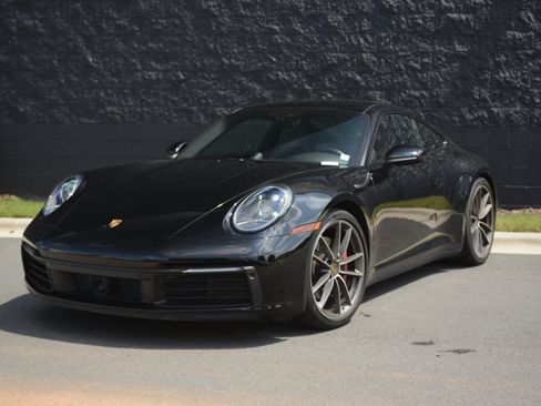 Certified 2020 Porsche 911 Carrera S RWD image 32