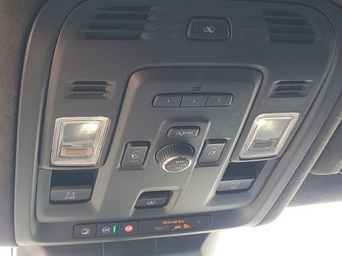 Used 2022 Cadillac Escalade Sport Platinum AWD/4WD image 21