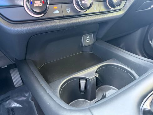Used 2025 Honda HR-V LX image 23
