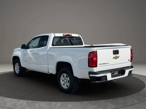 Used 2020 Chevrolet Colorado W/T w/ WT Convenience Package RWD image 4