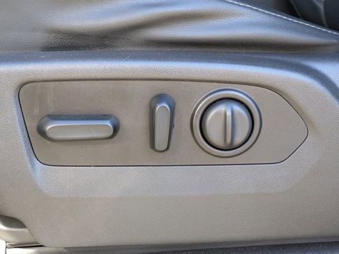 Used 2020 Chevrolet Silverado 1500 RST w/ Rally Edition image 23