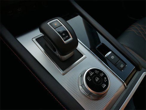 Used 2023 Mitsubishi Outlander SEL image 22