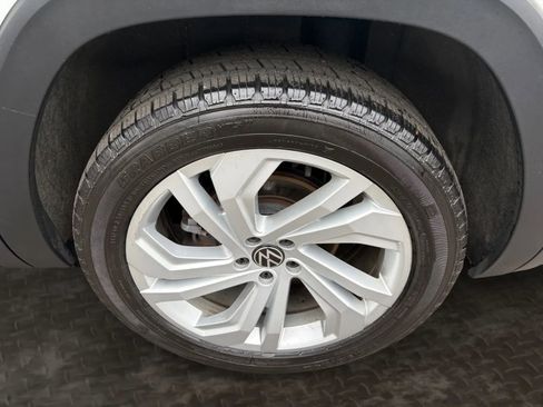Used 2021 Volkswagen Atlas SE w/ Towing Package AWD/4WD image 39