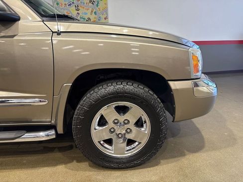 Used 2006 Dodge Dakota Laramie w/ Trailer Tow Group image 61