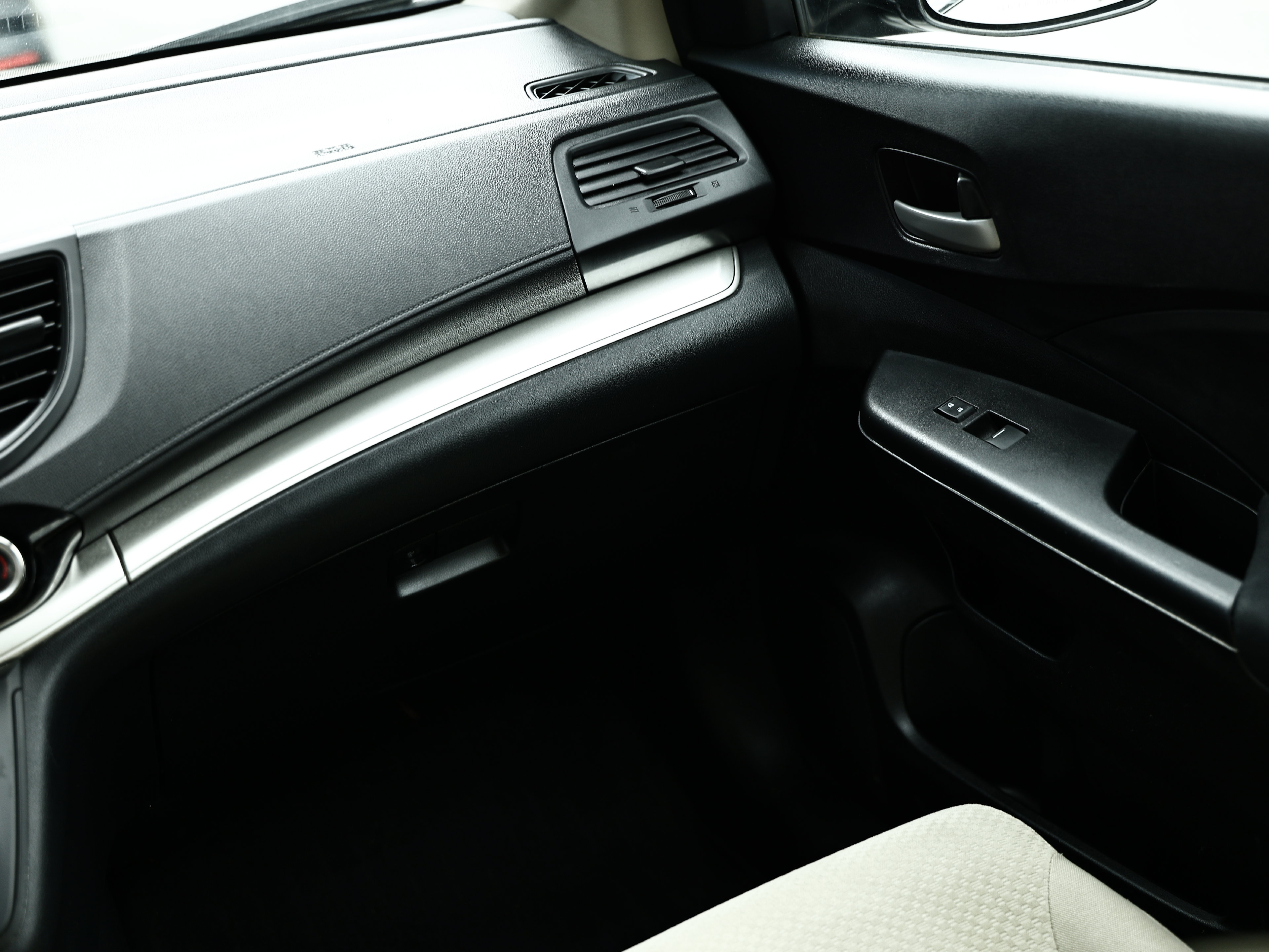 Used 2016 Honda CR-V LX image 27
