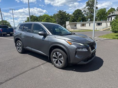 Used 2023 Nissan Rogue SV AWD/4WD image 7