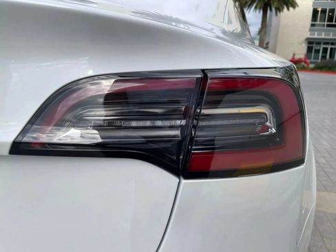 Used 2021 Tesla Model 3 Standard Range Plus RWD image 32