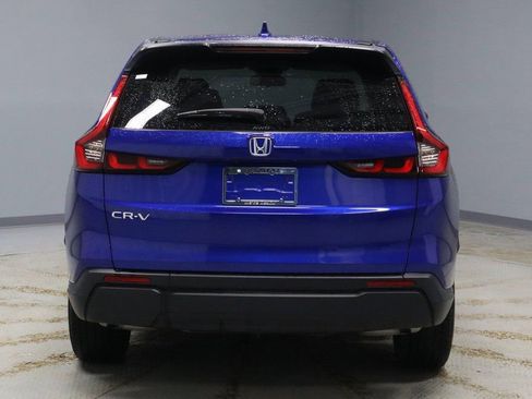 Used 2025 Honda CR-V LX image 9