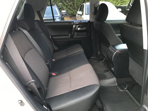 Used 2020 Toyota 4Runner TRD Off-Road image 23