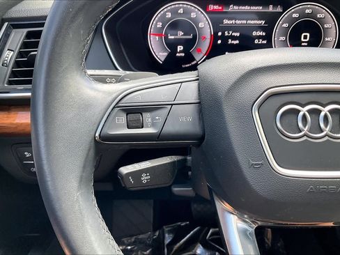 Used 2022 Audi Q5 2.0T Premium Plus image 17