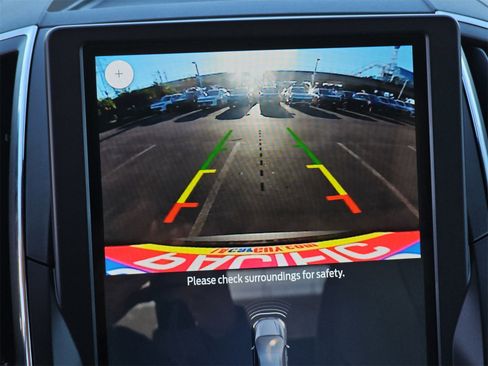 Used 2023 Ford Edge Titanium image 25