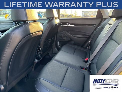 Used 2024 Kia Seltos SX w/ SX Sunroof Package AWD/4WD image 9