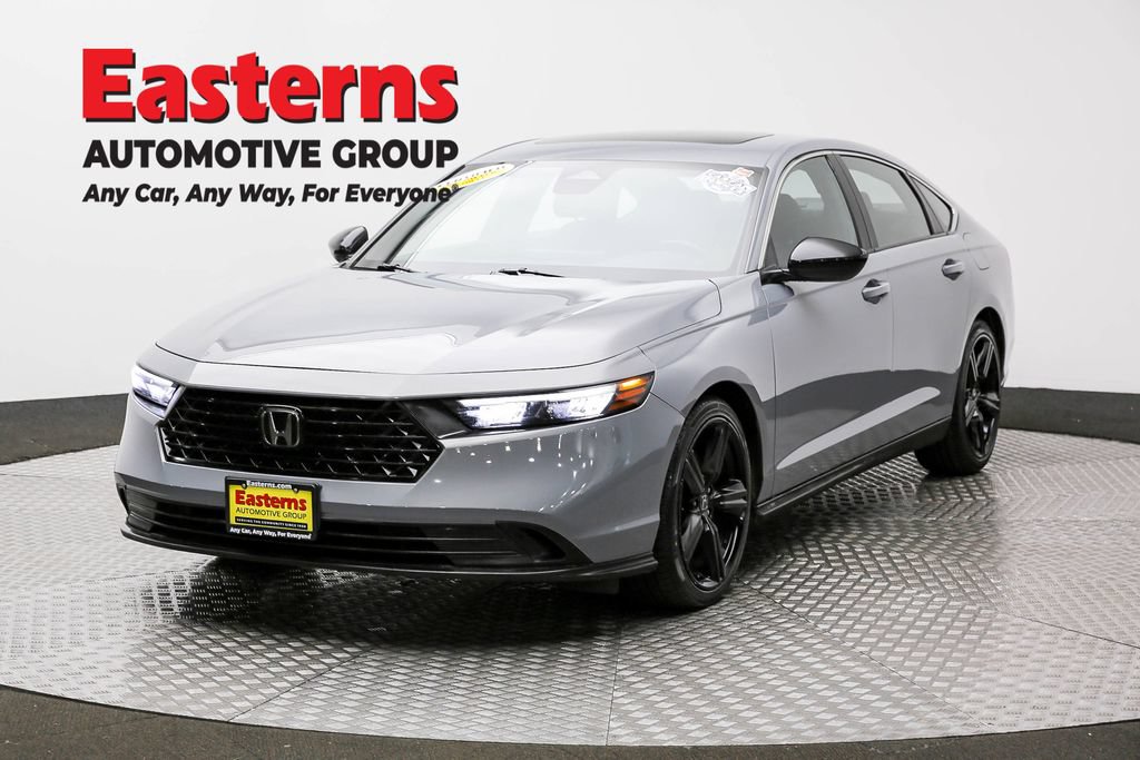 Used 2023 Honda Accord Sport image 1