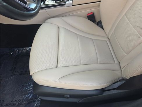 Used 2016 Mercedes-Benz C 300 Sedan image 15