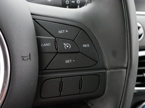 Used 2018 FIAT 500X Trekking w/ Cold Weather Package image 25