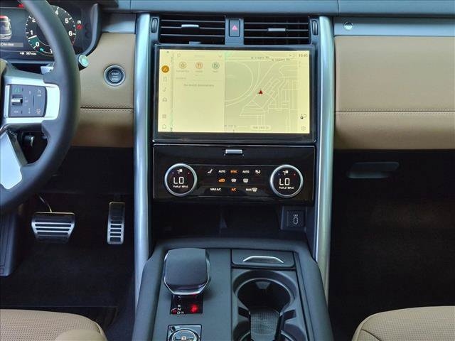 New 2026 Land Rover Discovery Limited Edition AWD/4WD image 11