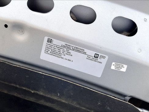 Used 2024 Chevrolet Malibu LT image 30