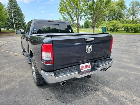 Used 2019 RAM 1500 Big Horn AWD/4WD image 3