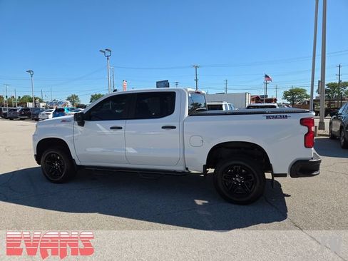 Used 2021 Chevrolet Silverado 1500 Custom Trail Boss AWD/4WD image 24