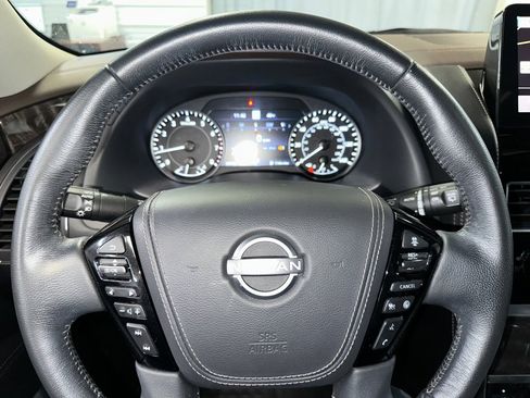 Used 2023 Nissan Armada Platinum w/ Captain's Chairs Package AWD/4WD image 11