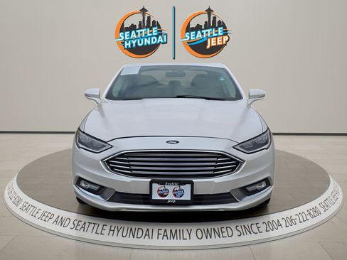 Used 2018 Ford Fusion Titanium AWD/4WD image 8