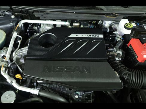 Used 2023 Nissan Rogue S image 20