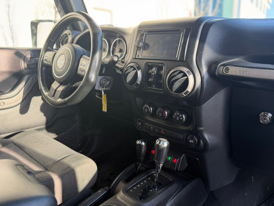 Used 2011 Jeep Wrangler Unlimited Sport AWD/4WD image 35