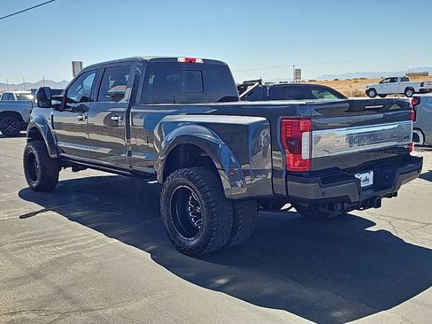 Used 2018 Ford F450 Platinum w/ Platinum Ultimate Package image 5