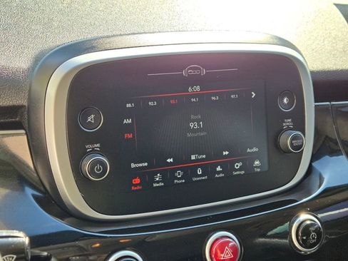 Used 2019 FIAT 500X Pop image 24