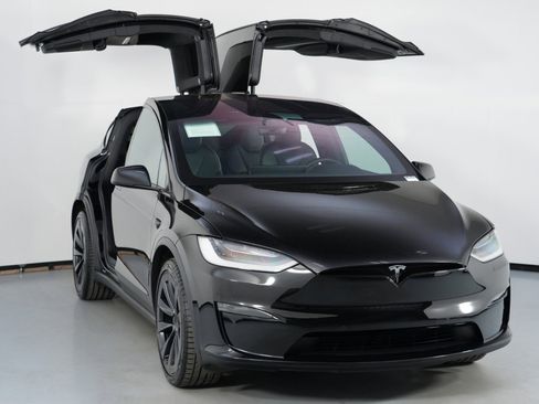 Used 2023 Tesla Model X image 56