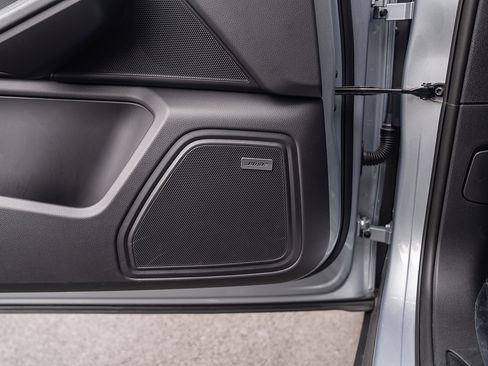 Used 2026 Porsche Macan image 20