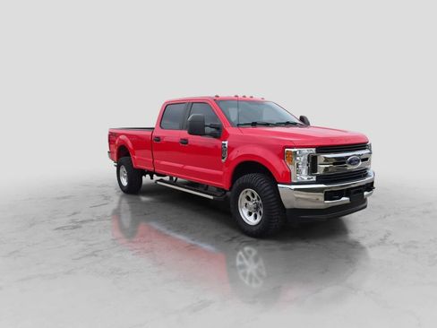 Used 2017 Ford F250 XL w/ XL Value Package AWD/4WD image 2