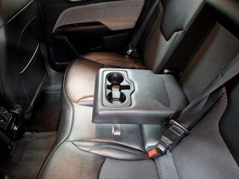 Used 2024 Jeep Compass Latitude image 10