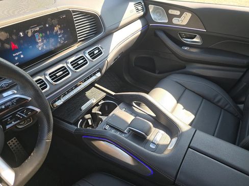 Certified 2024 Mercedes-Benz GLS 450 4MATIC image 32