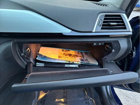 Used 2017 BMW 320i xDrive Sedan image 43