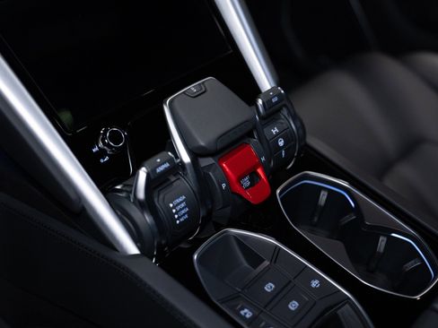 Used 2022 Lamborghini Urus AWD/4WD image 18