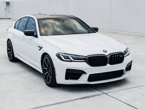 Used 2022 BMW M5 w/ Competition Package AWD/4WD image 2